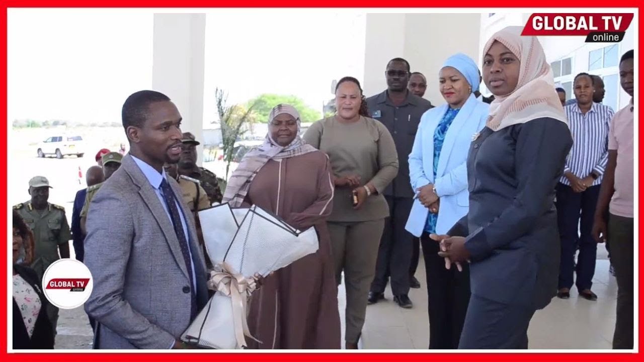 VIDEO: RC KIHONGOZI ALIVYOKABIDHIWA OFISI SIMIYU na KUANZA KAZI - TAZAMA MAPOKEZI YAKE...