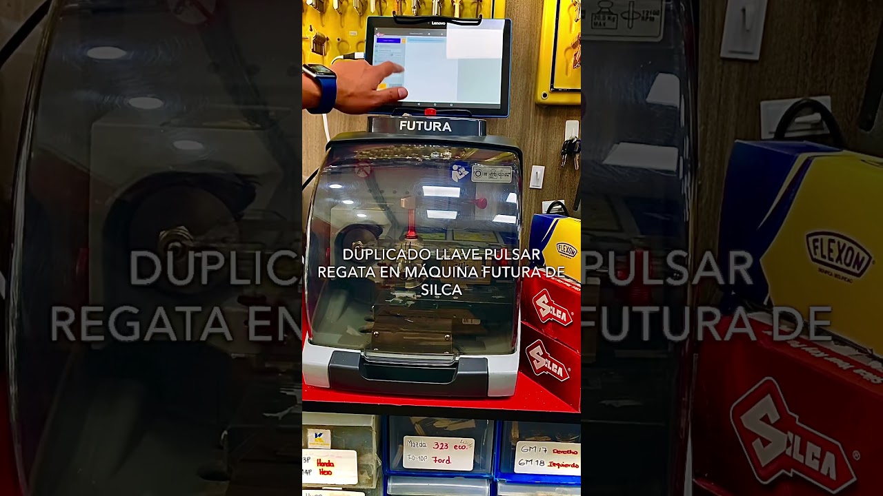 DUPLICADO PULSAR DE REGATA EN MÁQUINA SILCA FUTURA
