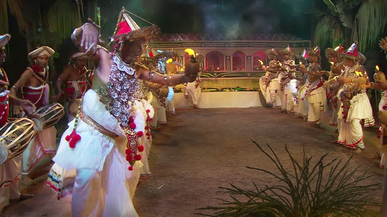 21. Yak Anuma - Kohomba Kankariya - Kandyan dance