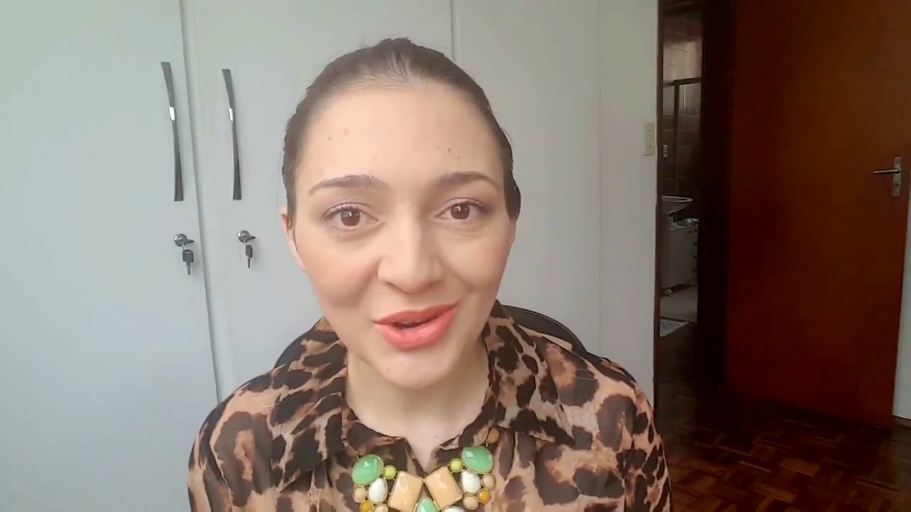SUA PROFESSORA DE MANDARIM