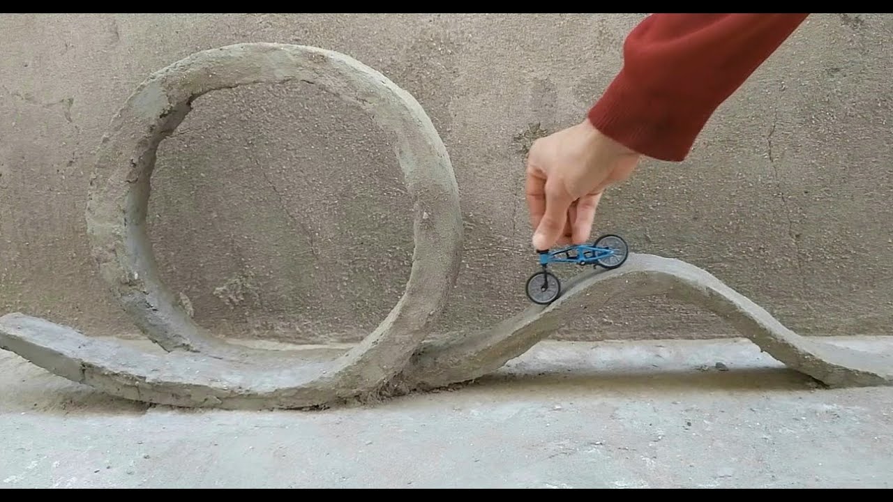 Finger BMX Bike Driving on Road, Street Trick, Various Flick Trix, Finger Bike Edit