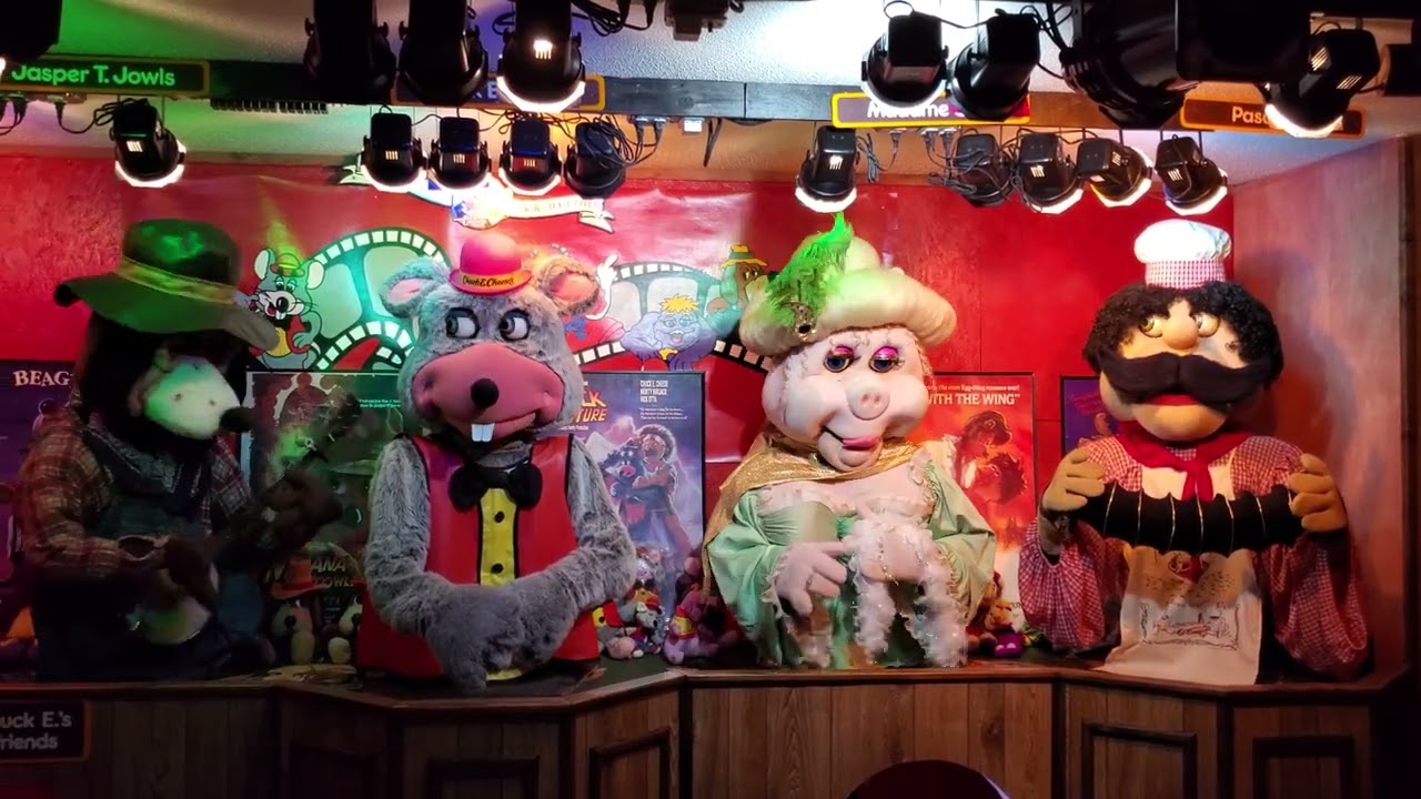 Smitty's Presents - Madam Oink 