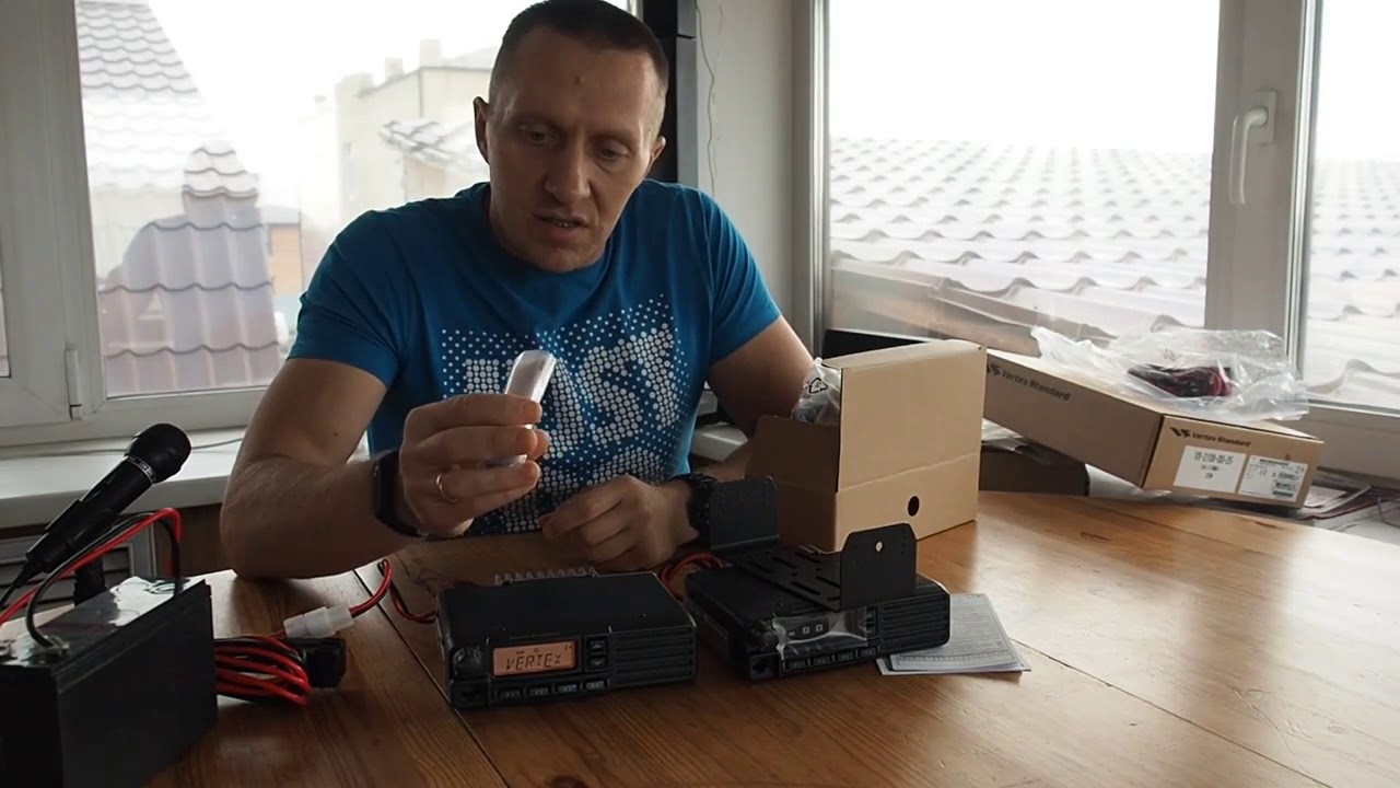 Профессиональные радиостанции Vertex Standard VX 2100, VX 2200