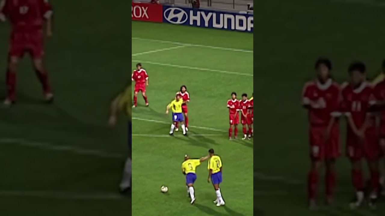 Roberto Carlos Brazil World Cup 2002