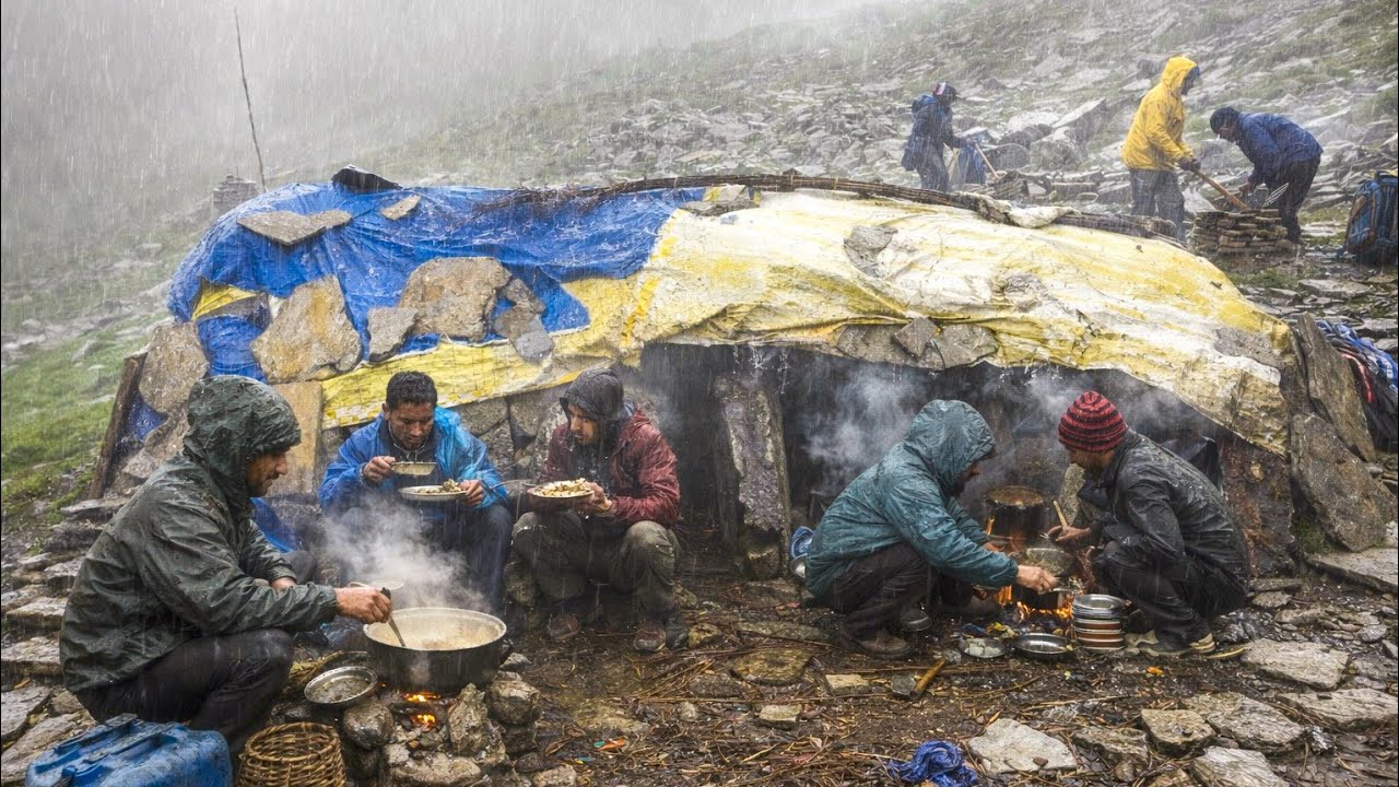 Life Inside a Nepali village During Extreme Rain Rural |Villages Daily Life in Monsoon |Village Life