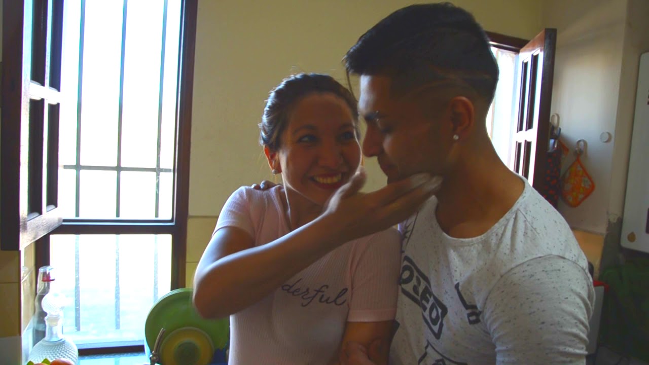 GRUPO BRU+  - - COMO MIRARTE - -