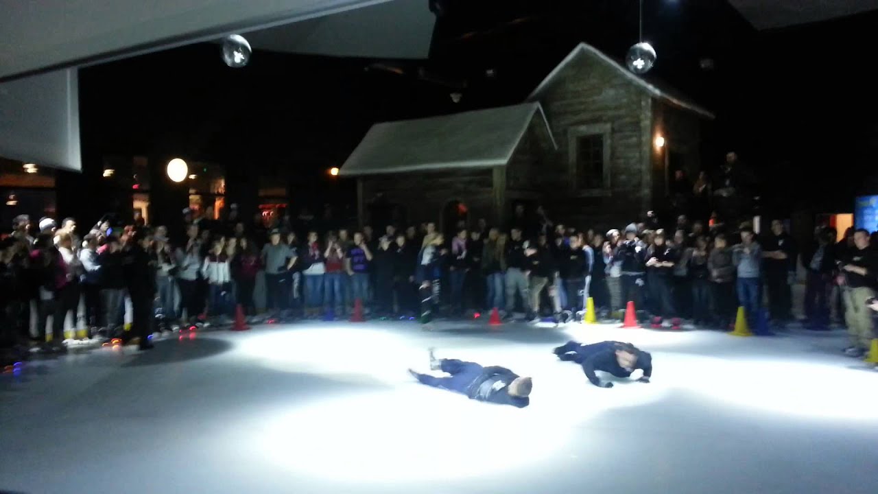 Show des Ice Freestyler Karlsruhe.