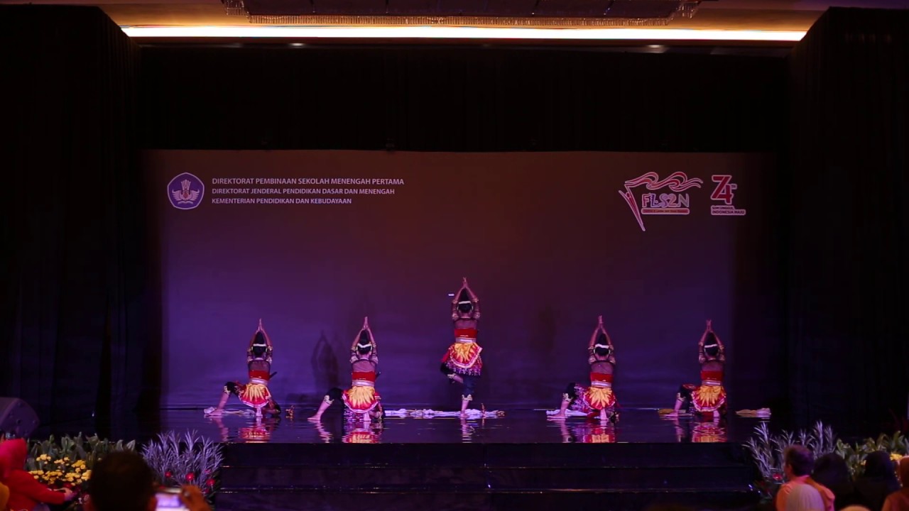Kreasi Seni Tari - Jawa Timur - FLS2N 2019 SMP Tingkat Nasional