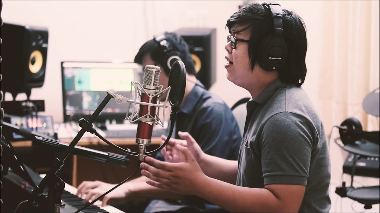 CHÚA LUÔN BÊN TÔI - LIVE COVER! (Full HD)