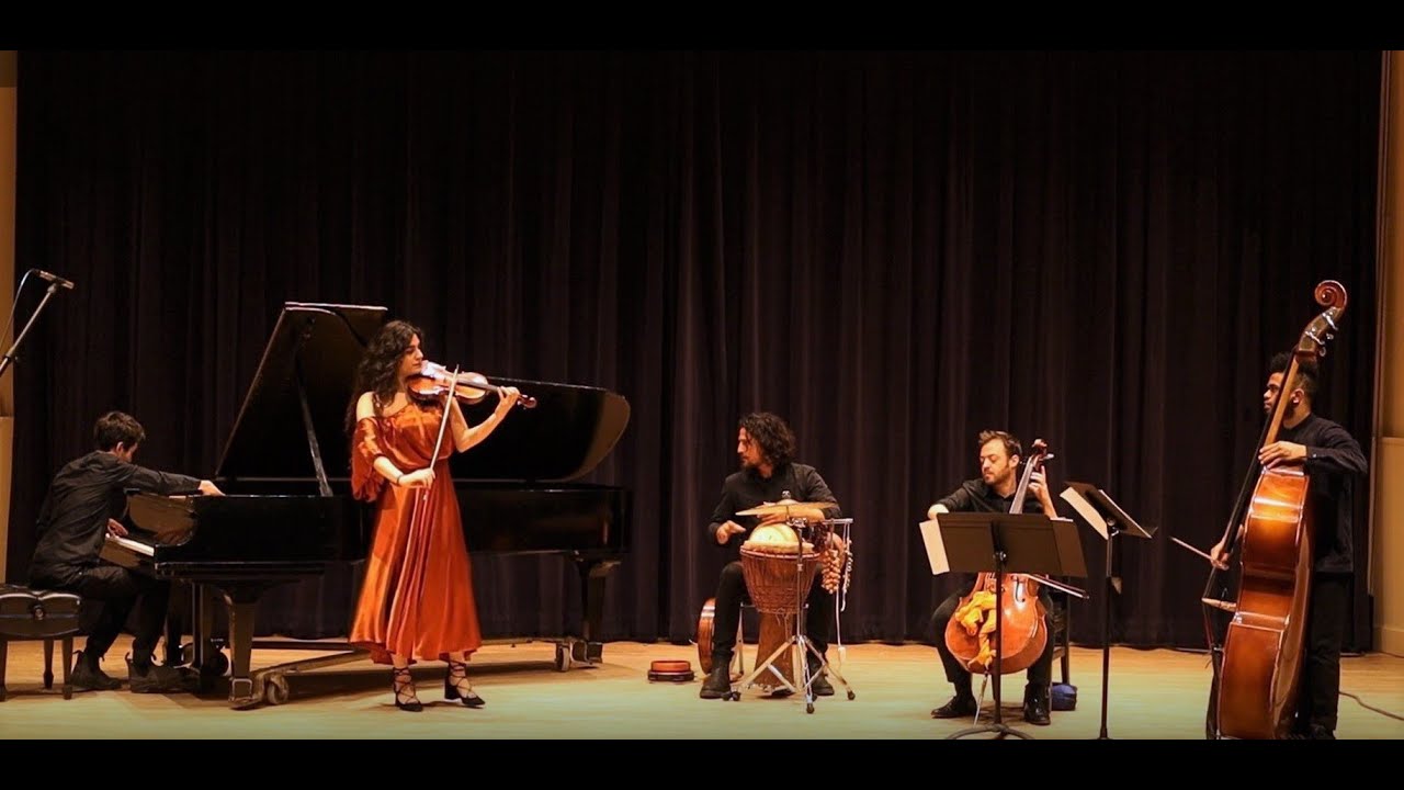 Layale Chaker & Sarafand - Frah el Donniye