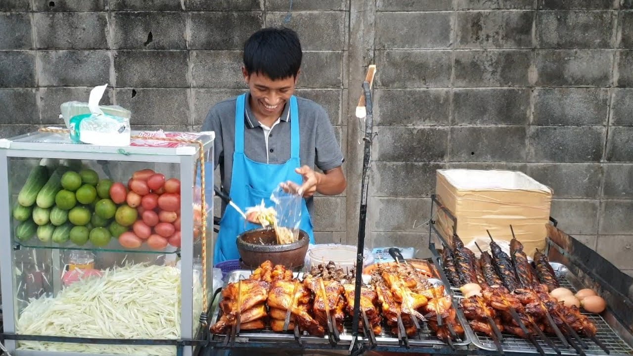 ตำแตงปูปลาร้า รถซาเล้งข้างทาง ไก่ย่างปลาย่าง รสชาติอีสานนัวๆ คือที่สุดจ้า