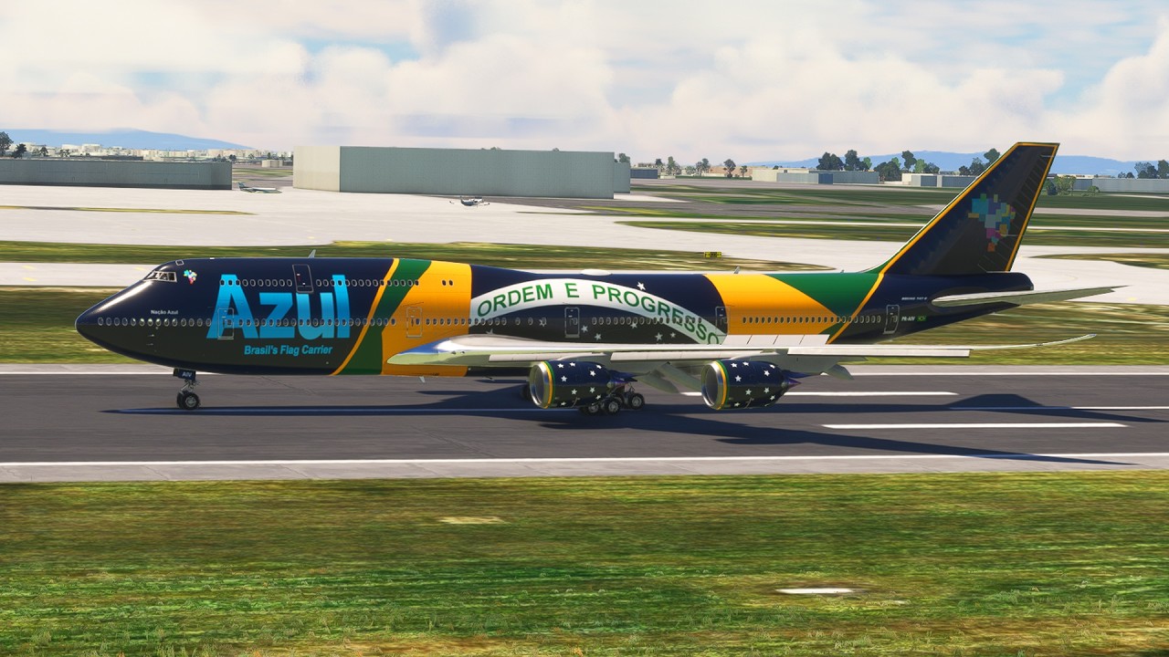 The Most Amazing Plane Landing!! Boeing 747 Touchdown at Melbourne Airport