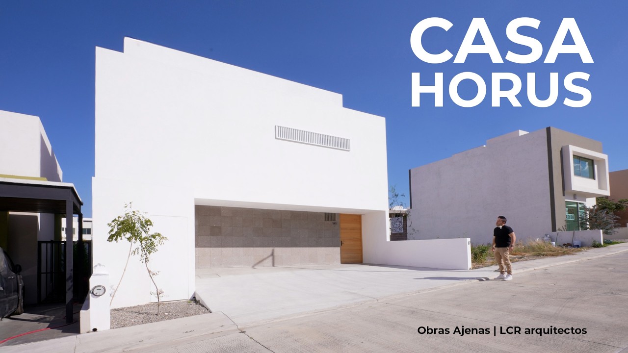 CASA HORUS: Diseño Moderno con Madera y Microcemento | Obras Ajenas | LCR arquitectos