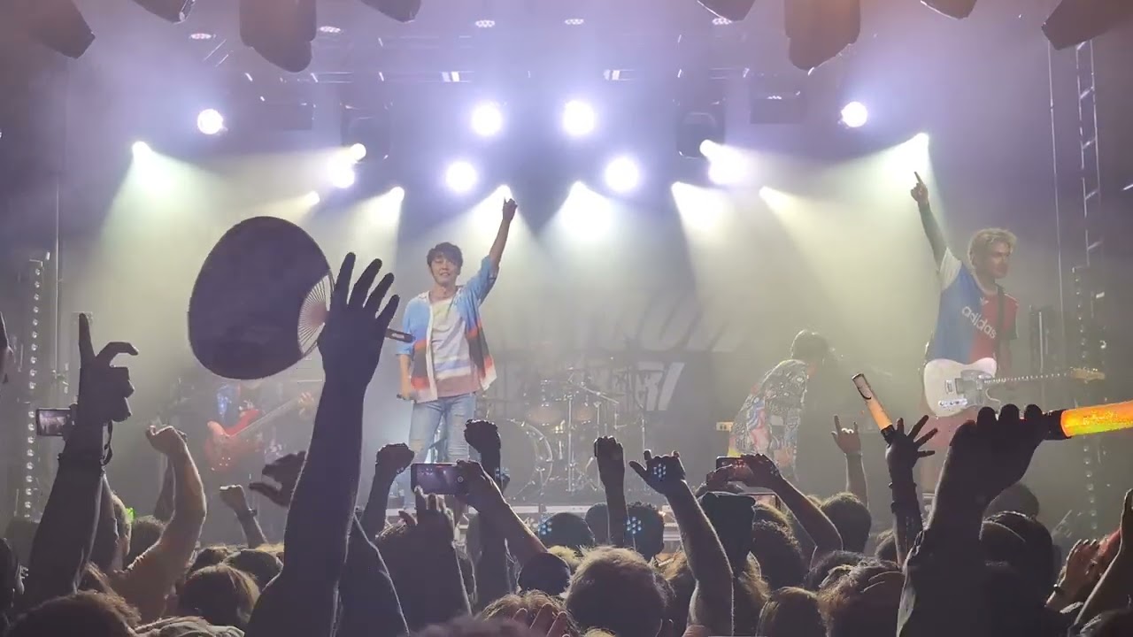Flow - GOLD Live 4K 16/9/24