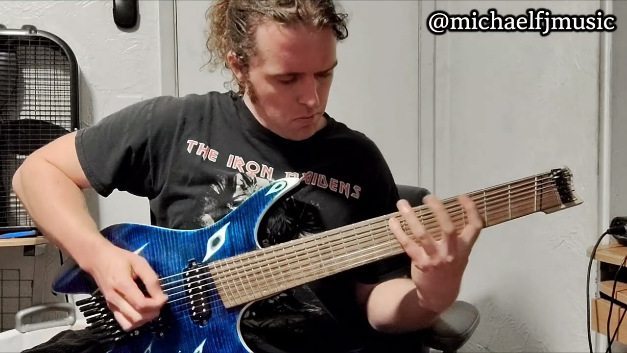 I forgot my weekly upload so here's a clip of me enjoying my brand-new 8 string 🤘🤘