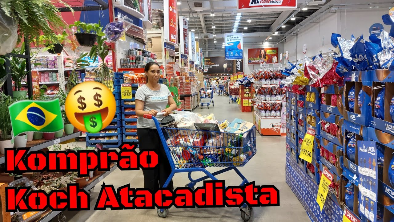 Cubanos de Compras en un Mercado en Santa Catarina Brasil. 