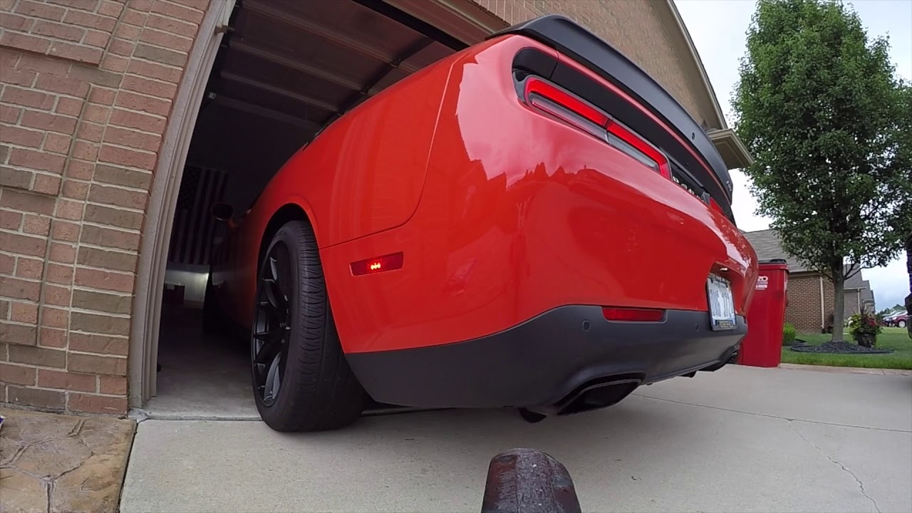 Hellcat Vibrant 1794  muffler cold start and  driving acceleration LOUD