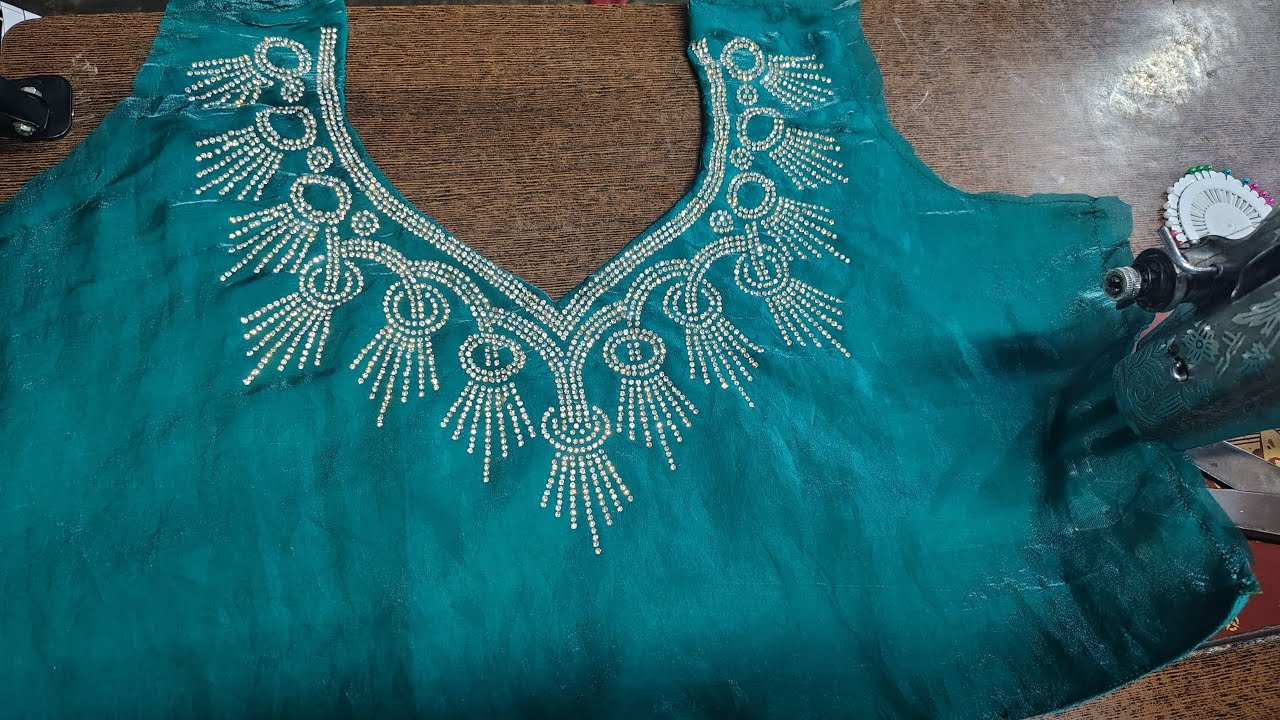 Vimlesh sewing centre is live blouse silna sikhe aasan tarike se