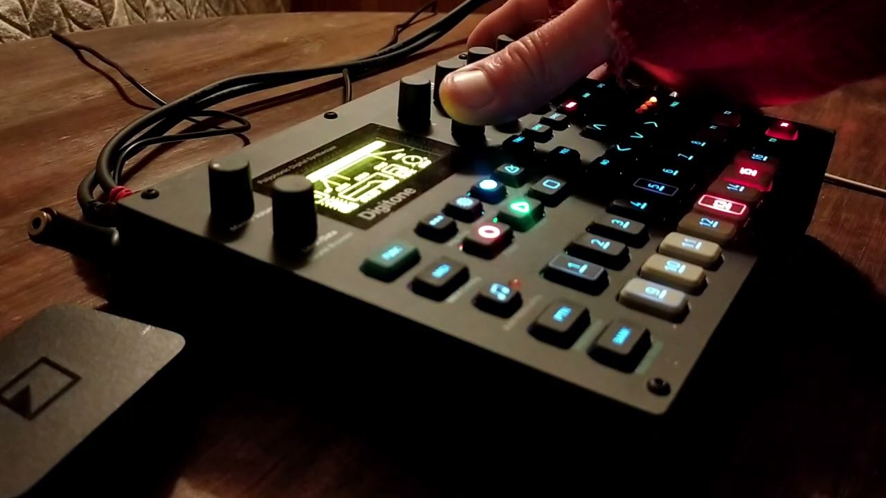 Elektron Digitone | The Gods Can't Dance ... But They Love This Click | 01. Oracle | #drill