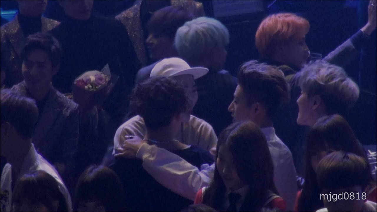 20160217 Gaon Awards     ZICOとiKON ENDING