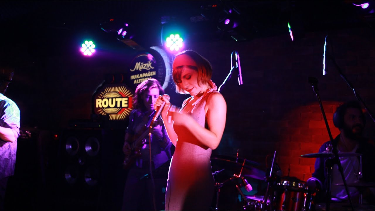 Burcu Tatlıses - Alagül - Route - 9.10.15