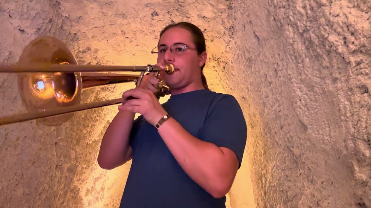 Blazhevich clef studies G minor in a cave in Cancun 