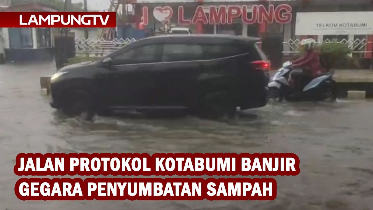 Jalan Potokol Kotabumi Banjir Gegara Penyumbatan Drainase