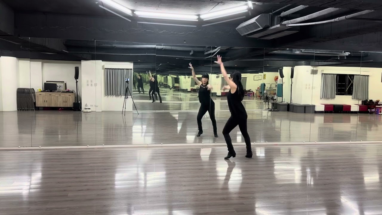 摩登愛情@爵士+森巴@靚舞藝術舞集@編舞&示範：楊惠蓮老師