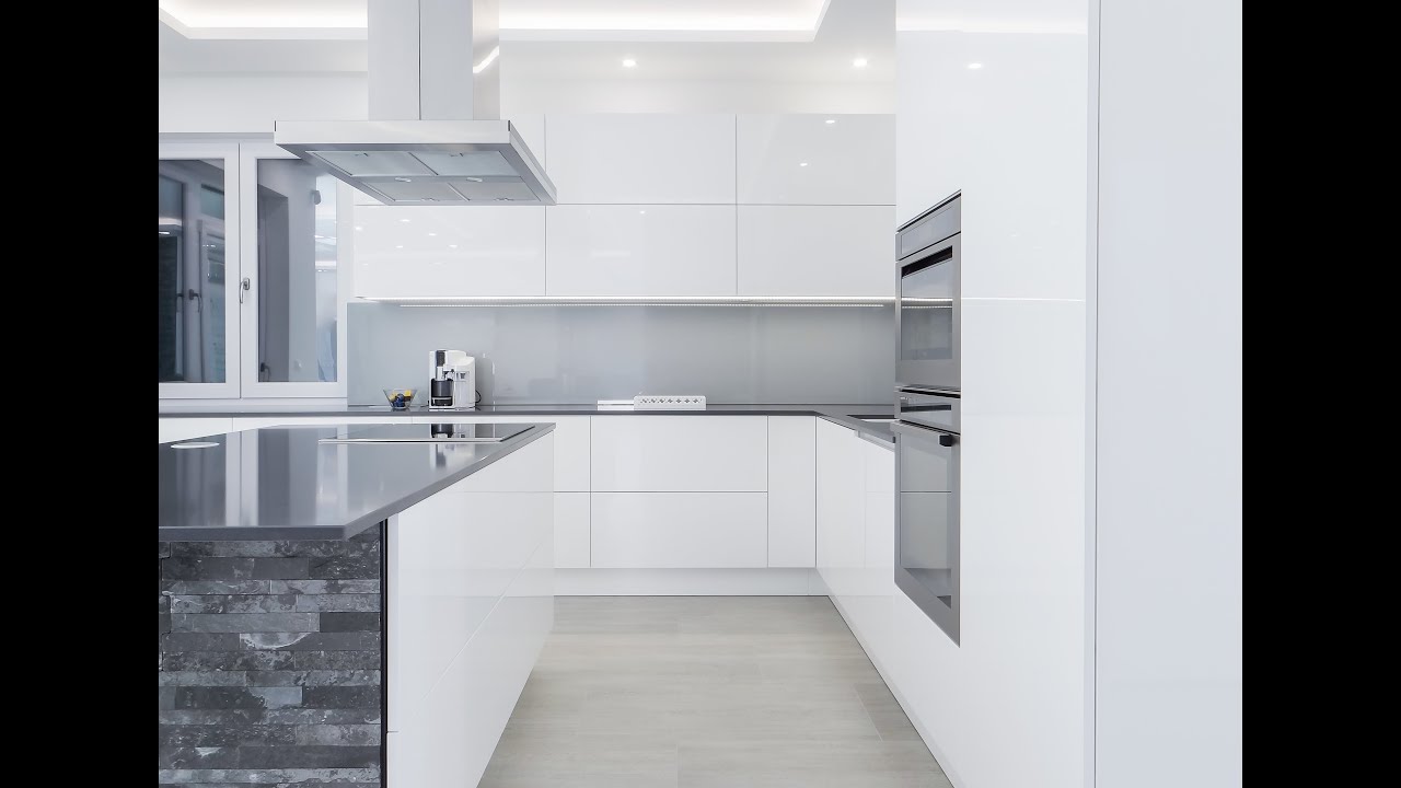 Prémium Kategóriás Modern Konyhabútorok Készítése -Agathis Interior