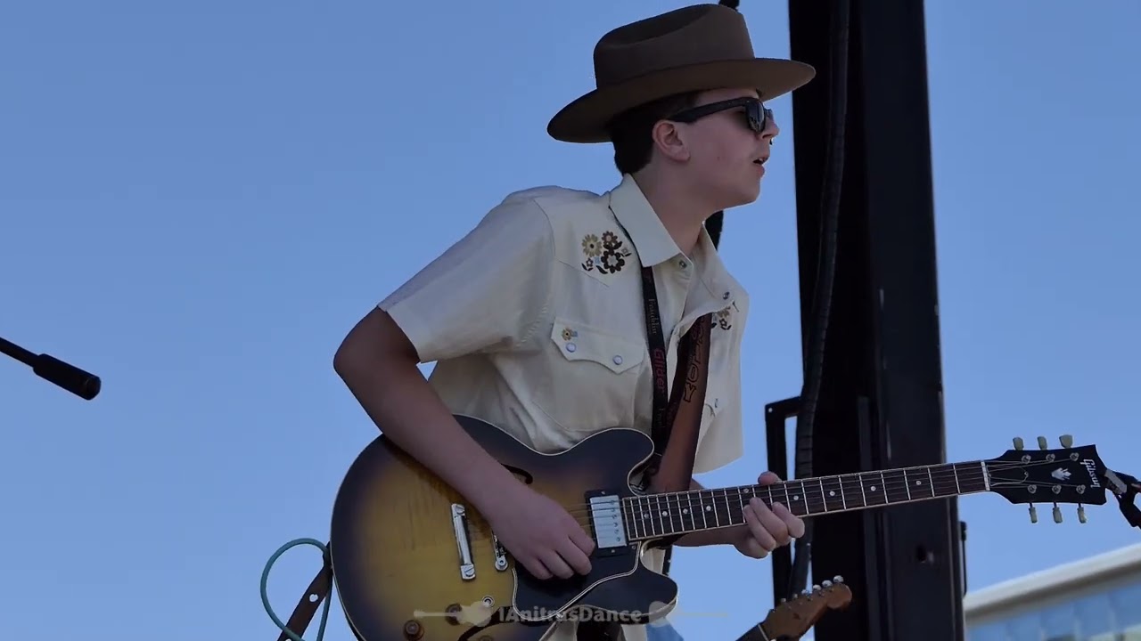 Brady Roseberry - 3rd Place Winner - 10 Under 20 Competition - Dallas International Guitar Festival