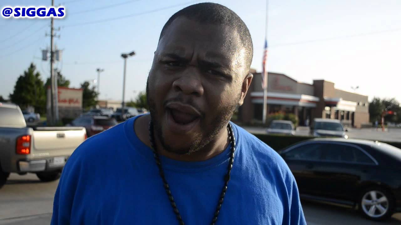 BLACK MAN ANGRY AT CHICK-FIL-A @SIGGAS
