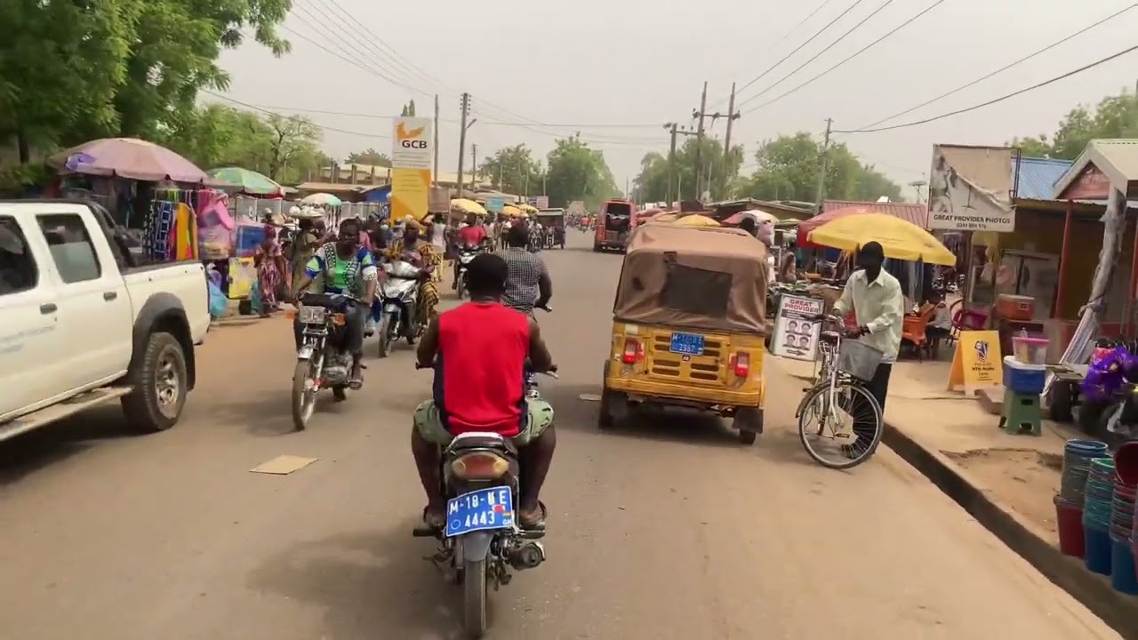 How Navrongo town looks on a market day/ Village Market Day