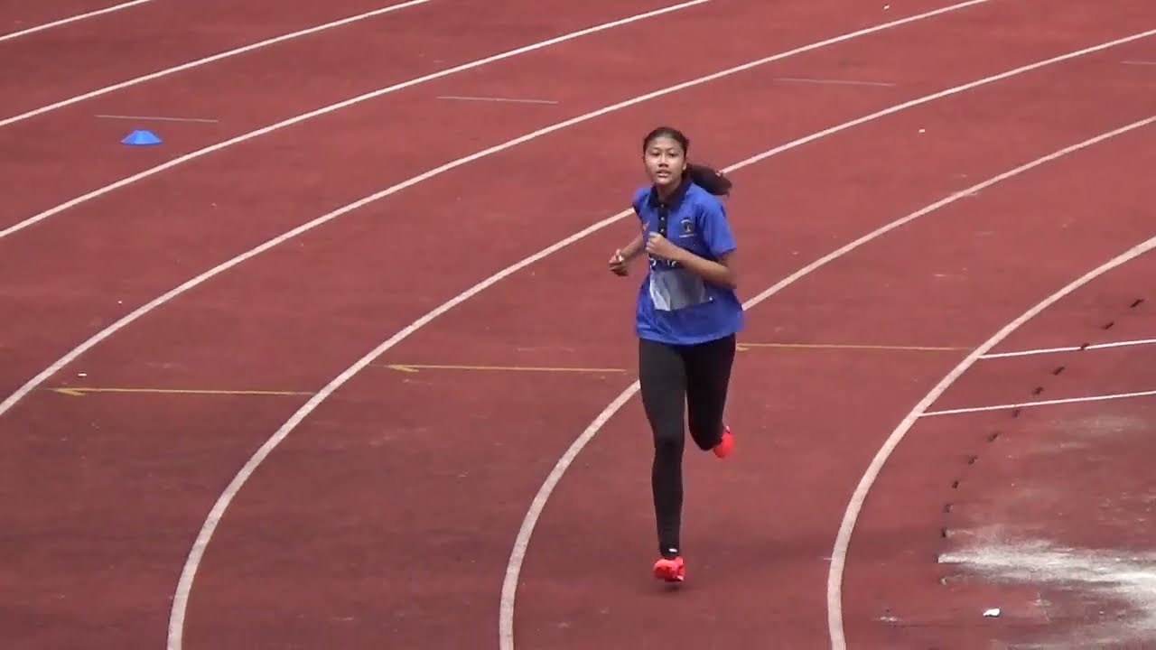 lumba lari 800m terbuka perempuan - Kejohanan Sukan 2022 - SMK Seri Hartamas (SMKSH)