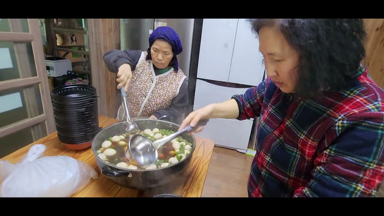 청계란 장조림만들어 독거노인들을 섬기러갑니다 돕는 일군들 수고많습니다 영육간 강건하세요 진주성전 식탁에서 26.2.11 15:20~ 