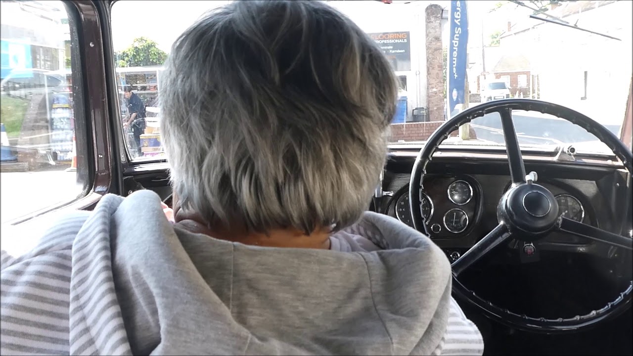 EXPERIENCING AN AUSTIN 12 , MADE IN 1935  Part 1
