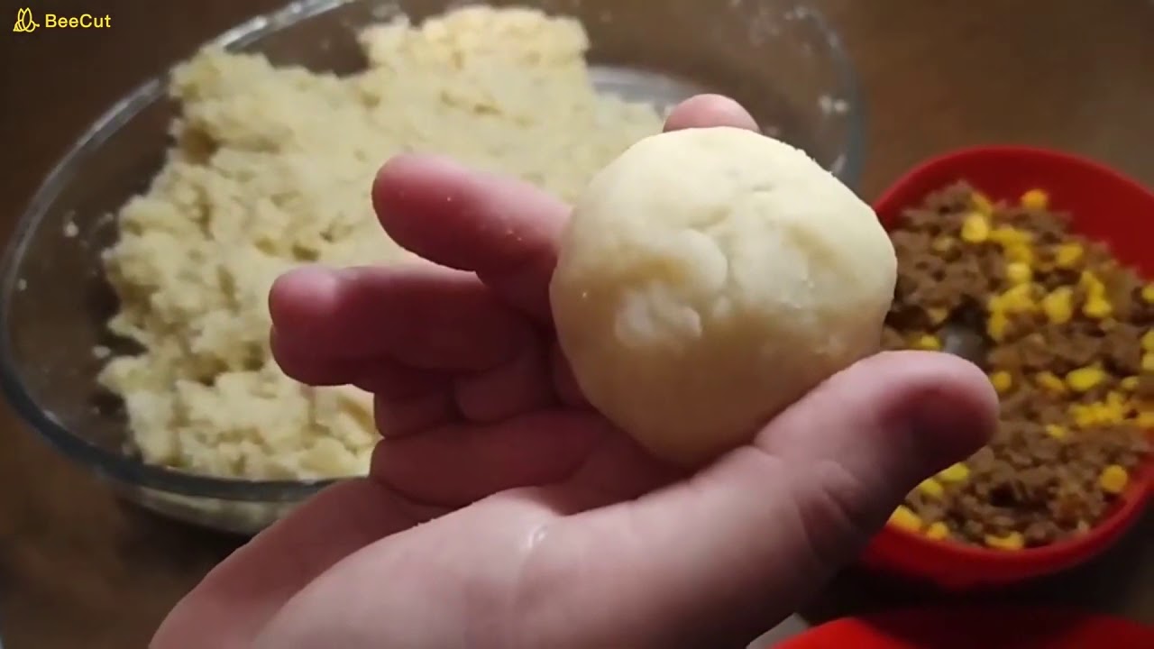 Bolinho De Batata Com Recheio De Carne Moída