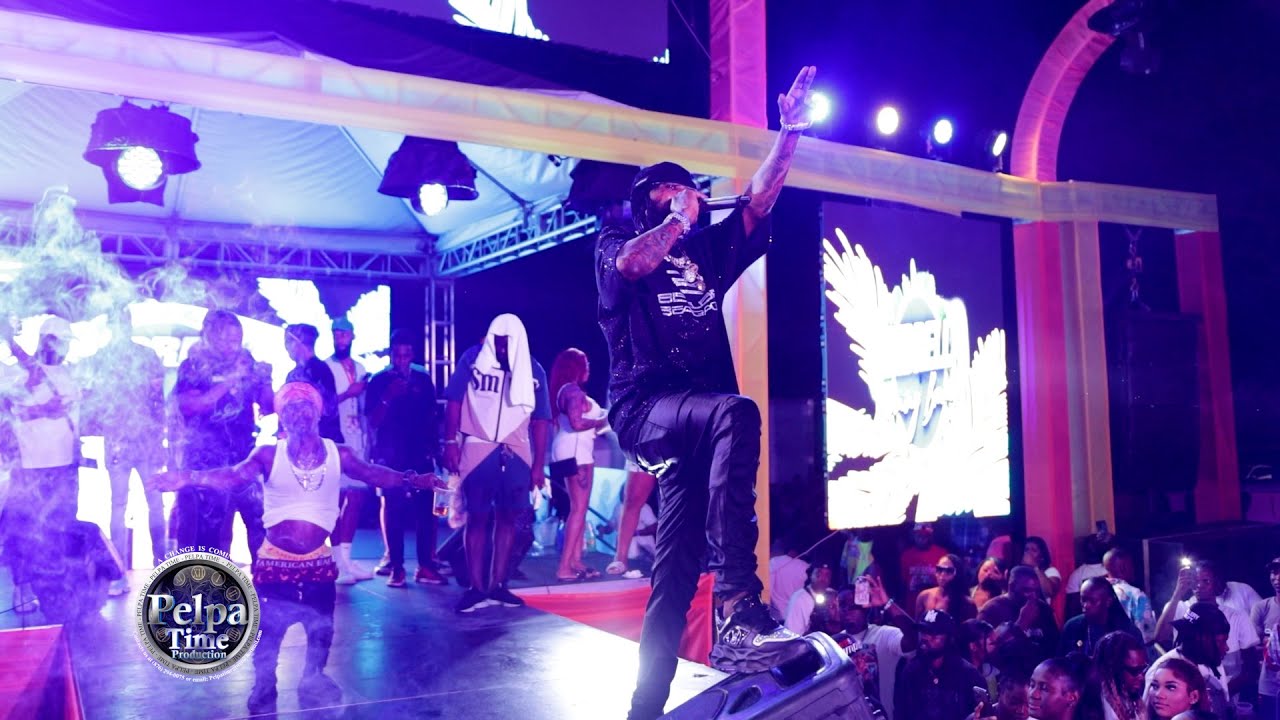 Tommy Lee play Vybz kartel songs celebrating his release. Nervz Performance AT UMBRELLA BRUNCH
