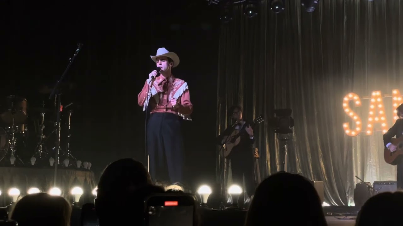 Stephen Sanchez - Send My Heart With A Kiss (Live) - November 11, 2023