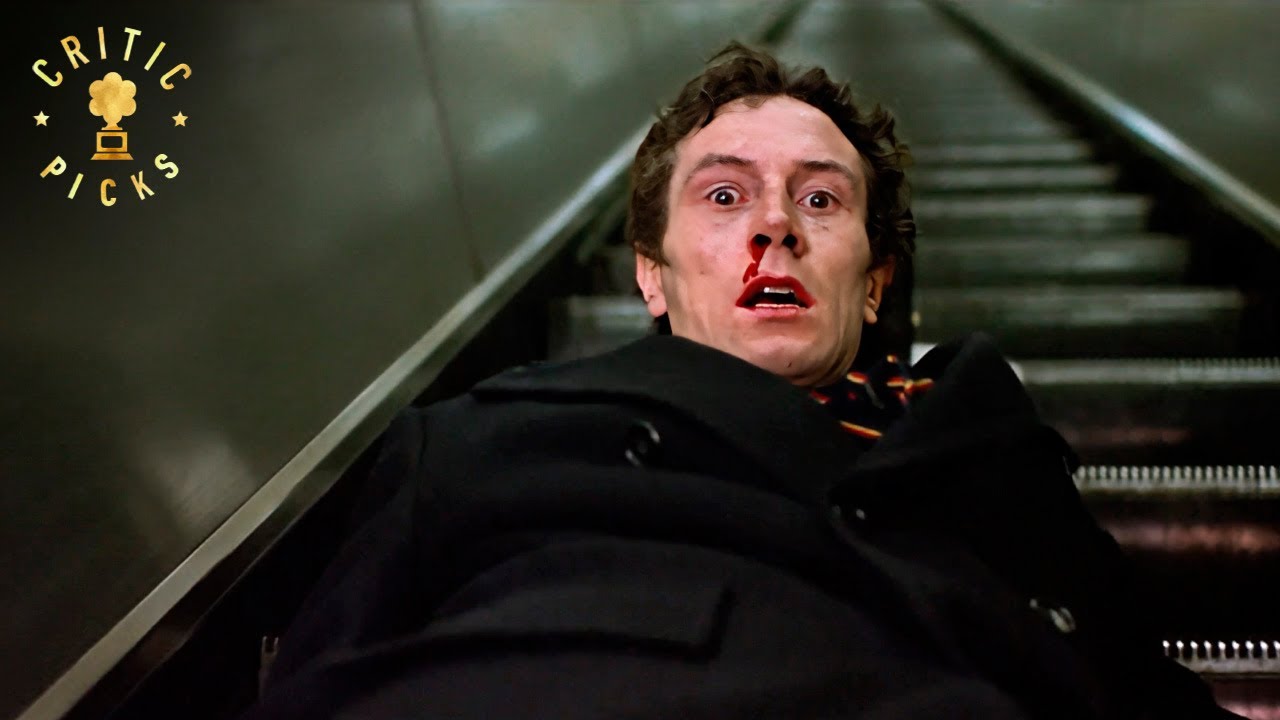 The Werewolf Attacks In The London Underground | An American Werewolf in London