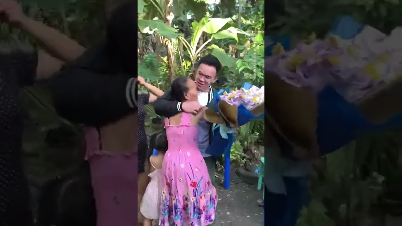 Son Reunites With Mom After 5 Years Working Abroad