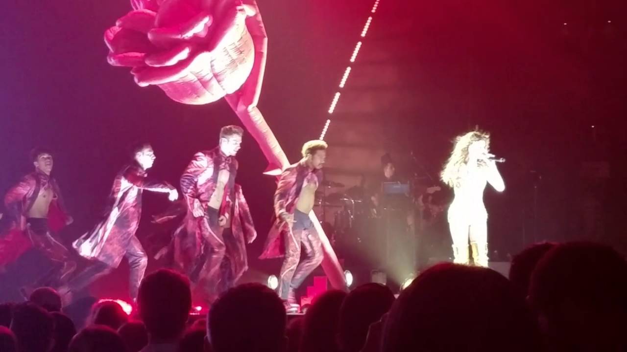 Selena Gomez - Me & The Rhythm - Revival Tour 2016