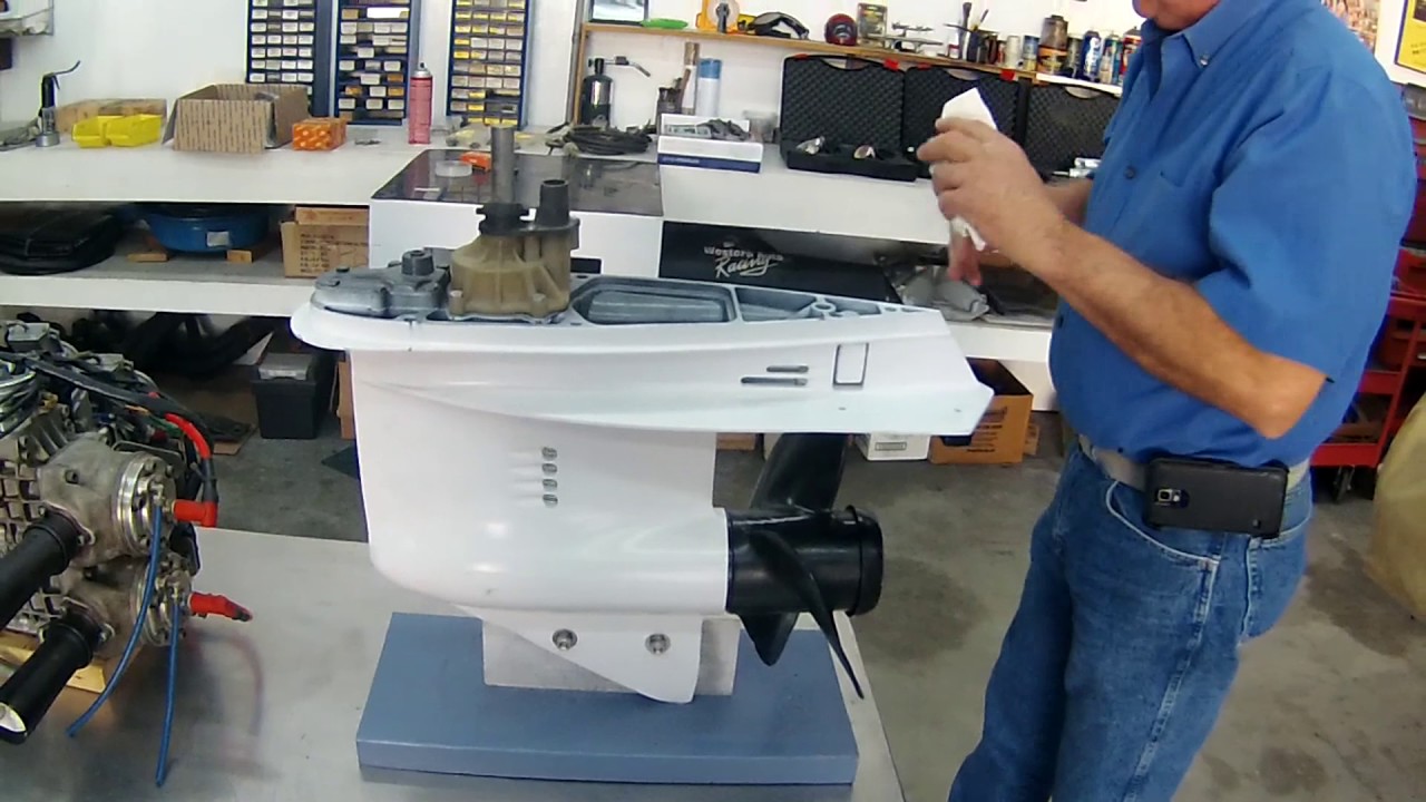Robby explains surface piercing drive lower unit