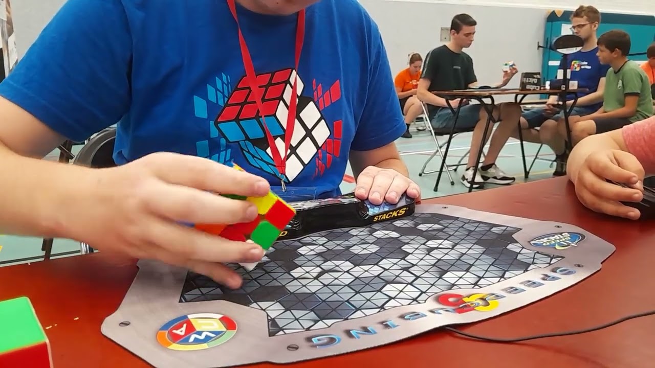 40.08 | 3x3 One-Handed Final solve 2 | Amsterdam Open 2023