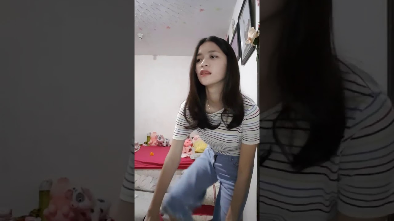 Kak Estherlita corraima presenter acara Silet ini,menjelaskan kenyamanan dan kualitas produk SPECTA