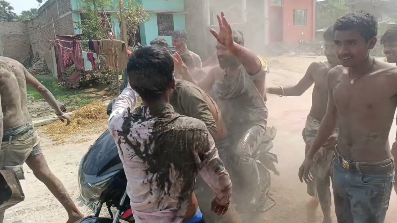 Desi holi my गांव के 🥰