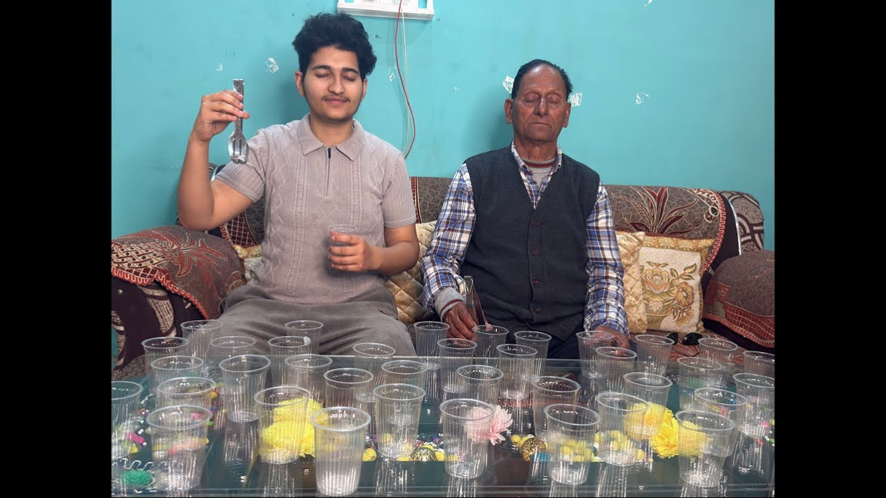 😂 दादाजी VS  pota Blind Eye Plastic Glass Challenge | कौन जीता?