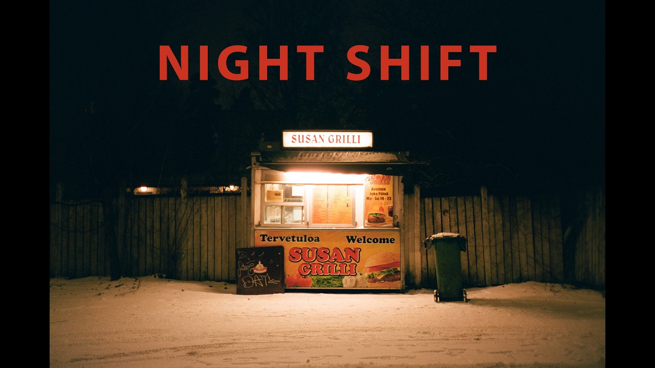 Cold Night & Suburban Nostalgia | Shot on Kodak Portra 400 with Olympus mju II
