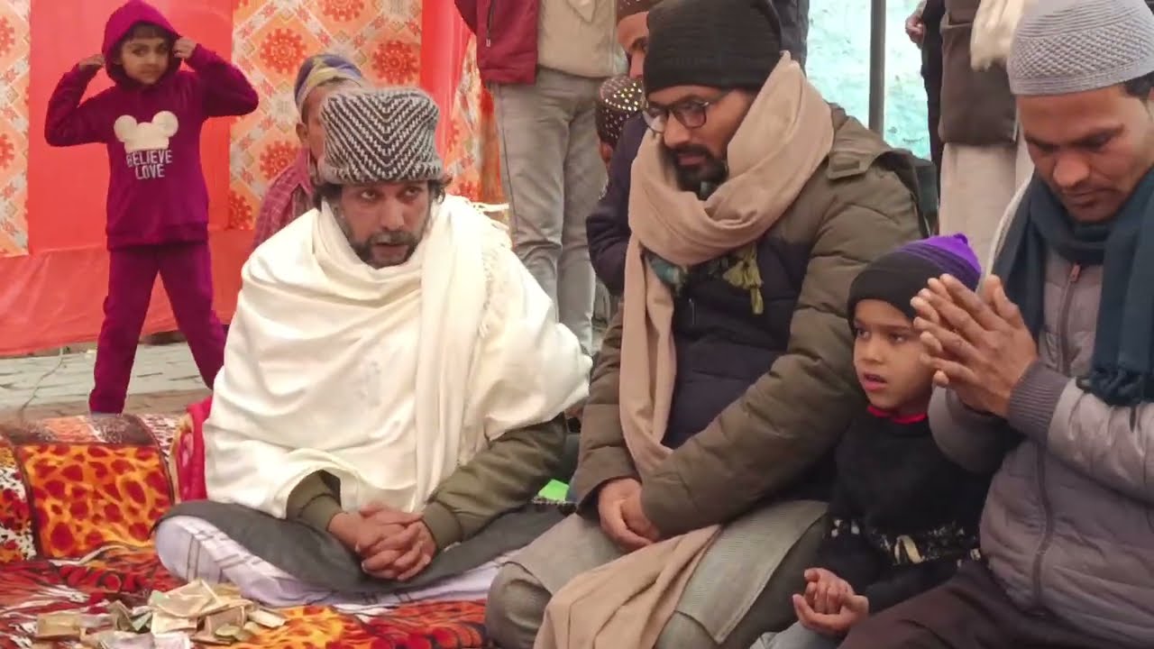 Dekhne Ko Ya Muhammad Yu To Kya Dekha Nahi 