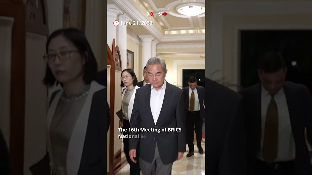 Chinese Top Diplomat Arrives in New Delhi for Two-Day Meeting