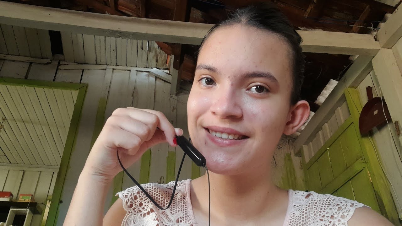 asmr caseiro mouth sounds e hand movements (asmr sons de boca e movimentos com as mãos)